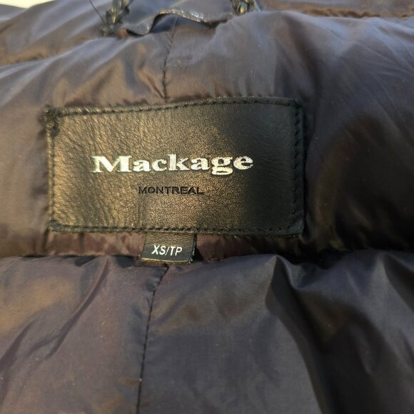 Mackage women's puffer vest - Picture 9 of 16